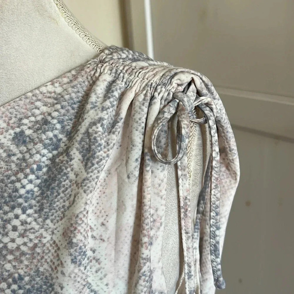 NWT Steve Madden Matte Jersey One Shoulder Snakeskin Print Dress - Size L - Picture 4 of 14